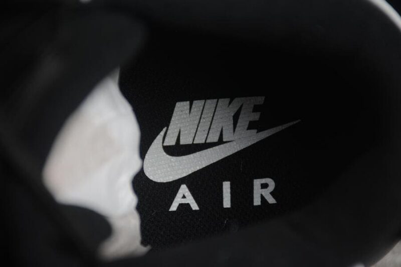 Nike Air More Uptempo Black White